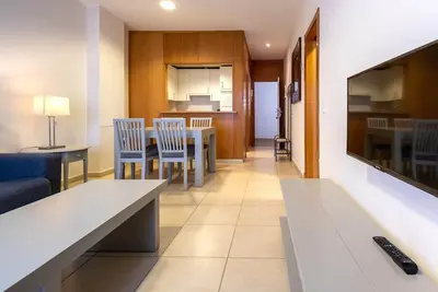 Image de Appartement de vacances Punta Umbria pour 1 - 5 personnes avec 2 chambres à coucher - Appartement de