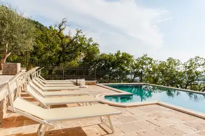 Image de 2bedroom Apt w/shared pool #6 @Pietra Mare Apts