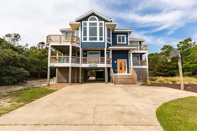 Image de 1478 - All 4 Won, 4-bed 3-bath, Corolla, Nc, private pool, volleyball court