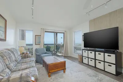 Image de 3165 - Chapman, Colony by the Sea condo with private balcony and oceanfront and pool views