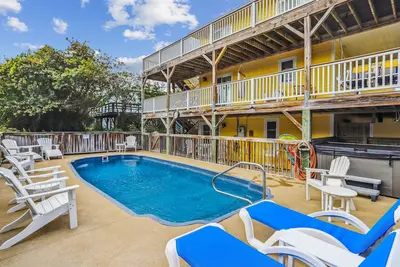 Beautiful pet friendly home with private saltwater pool, hot tub, and more