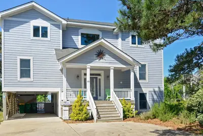 Image de 1562 - Coucher Du Soleil, 5-bed 5. 5-bath soundfront Corolla, Nc, pet friendly, private pool, hot tub