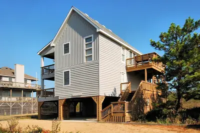 Image de 2408 - Herring Gull, A beautiful oceanfront Outer Banks vacation home located in the town of Duck