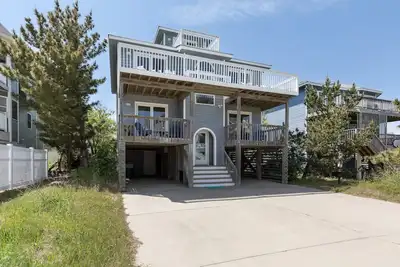 Image de 1886 - Got Beach, 5-bed 3-bath home in Corolla, Nc, private pool, perfect for family getaways.