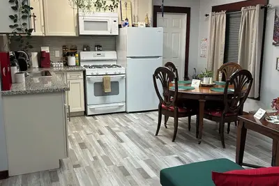 Image de Relaxing Cabin centrally located for visiting National Parks, Wineries, S. F. &more