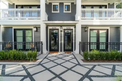 Image de Beautiful Bishop Arts Townhouses: Sleeps up to 16 people!