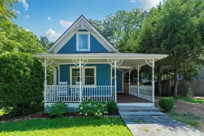 Image de Nooga Blue Bungalow