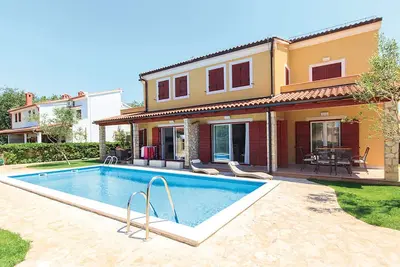 Image de Bel appartement à Banjole avec WiFi