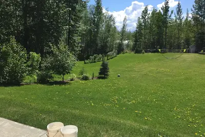 Image de 3 Bd-Beautiful Log Home w Garage & Yard in Central Wasilla