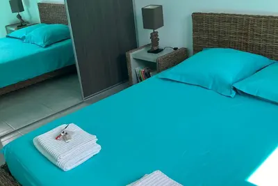 agréable t2 avec jardin et Spa privatifs avec vue sur les montagnes de Balagne