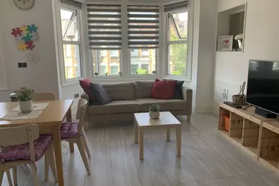 Image de Spacious and bright modern styling 3 bed flat