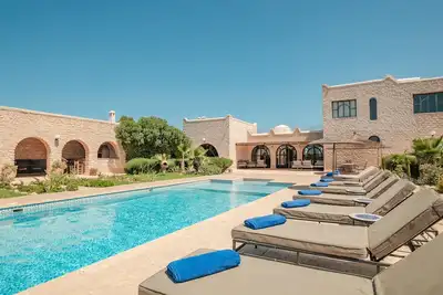 Image de Superbe villa avec service, personnel et piscine chauffée à Essaouira
