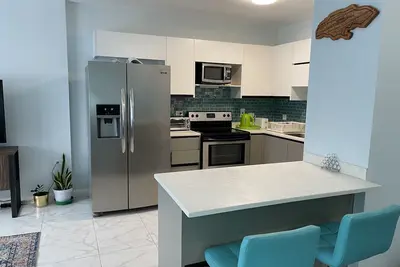 Image de Come relax with us at The Lofts!