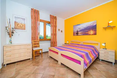Appartamento villa da 4 fino a 5 persone giardino