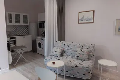 Image de \"Maison Rose\" Alet   maison ind. cité médiévale tennis gratuit, rivière piscine