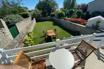 Image de Maison 55 m2 - Jardin sud 150m2 clos de murs a 2 minutes de la Mer  - Juno Beach