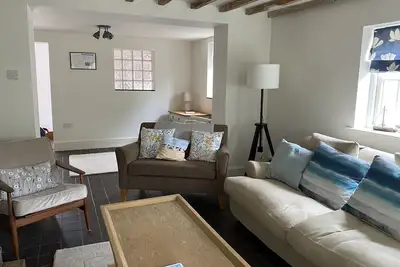 Image de Spacious period cottage walking distance to shop, cafe and pub