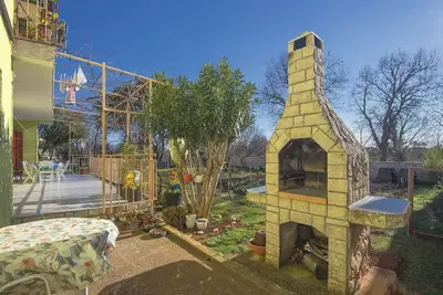 Image de Appartement de vacances avec trampoline, balançoire, Wlan, climatisation à distance de marche de la plage de sable fin