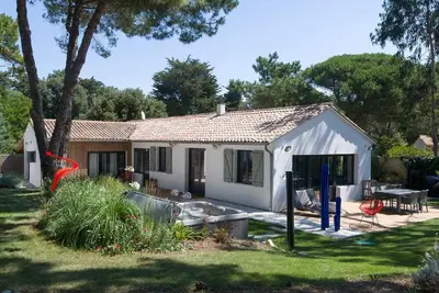 Image de Villa Ensoleillee Avec Spa