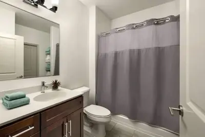 Image de 1-Bedroom Apartment - 7-day min. - Background check/Lease Required