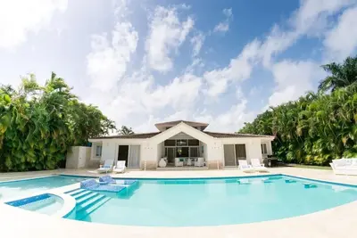 Image de Magnifique villa Delfines avec piscine au Golf Cocotal