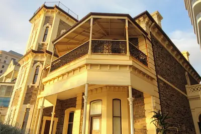 Image de Adelaide's Seaside Location - Glenelg Beach: Seafield Apartment No. 3, First-floor