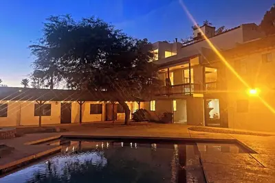 Image de Pro Putting Green, Spa, Pool, Outdoor Kitchen