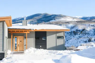 Image de Luxury Modern Retreat centrally located to the best ski resorts in Co!