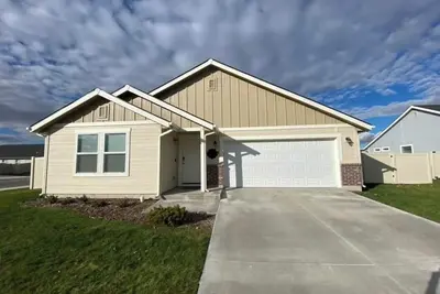 Image de Family Friendly Home! Come Kick Back and Relax.