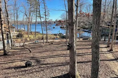 Paradise Found: ☼Lakefront Home in Locust Grove