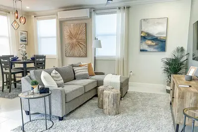 Image de Brand new Luxury 3 bedroom penthouse apartment