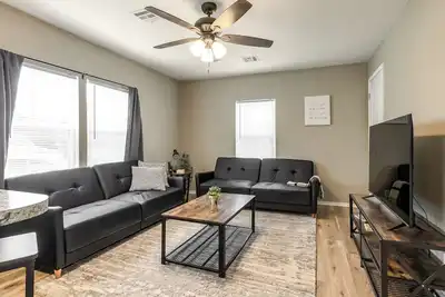 Image de Sleek 1 Bd Remodeled Apt. In the heart of Downtown