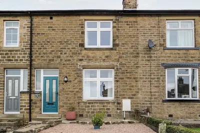 Image de Sunnymede, family friendly, with a garden in Silsden