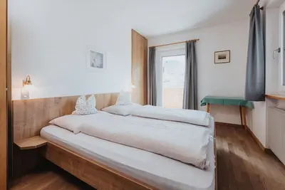 Image de Appartement 'Unterhauserhof A' avec vue sur les montagnes, Wi-Fi, balcon et jardin