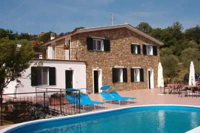 Image de Appartement 'Le Mimose Bilo 4' acceptant les animaux et avec vue sur les montagnes