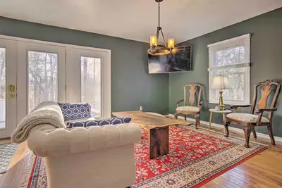 Image de Blue Ridge Retreat w/ Mountain Views & Deck