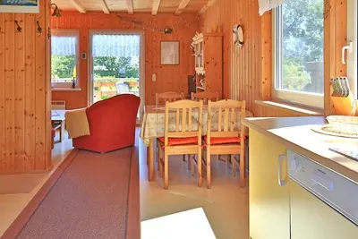 Image de Vacation apartment Rügen - Fischerkate Freest