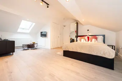 Peach Blossoms Studio Apartment