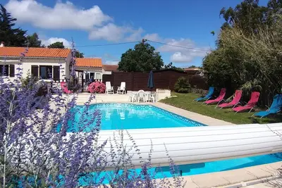 Image de Beautiful Villa with heated pool - just 10 minutes from the sea!