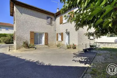 Image de La Maison de Péroline - Saint-Genis-Laval