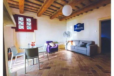 Image de Lavender apartment in villa with swimming pool on the ground floor with private garden