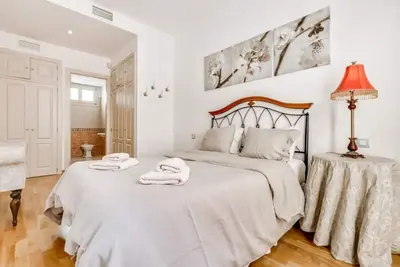 1br 1 Bath 3b Apartment