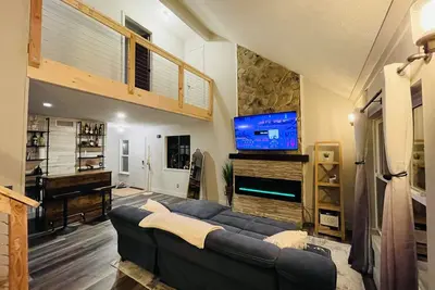 Image de Casa Mia by the Braves Stadium In Smyrna Ga