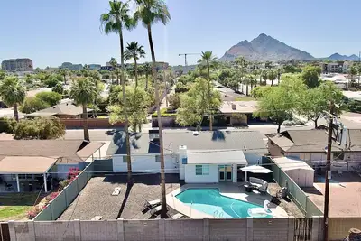 Image de ☆TheOldTownOutset™☆ Lofty House & Private Pool—Wow!