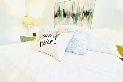 Image de Cozy Barndominium- relax by the creek- convenient