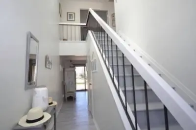 Image de Beautiful Duplex Condo in the heart of Southampton