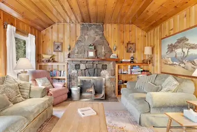 Image de Pinglewood Cabin in Fawnskin at Big Bear