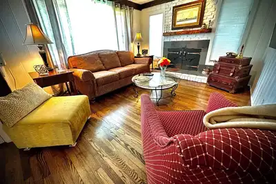 Image de Elegant bay view stay.
