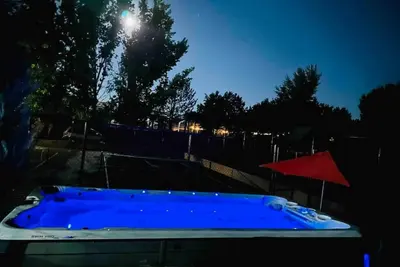 Image de 2026 - Instant Book Wedding & Event Packages