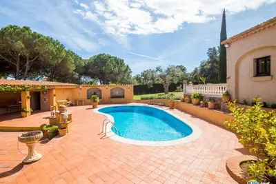 Image de Villa Violeta maison de ville spacieuse avec piscine priveé.